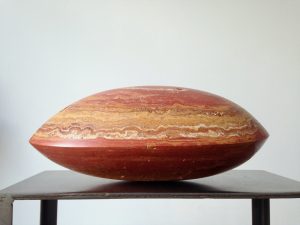 2023 - treasure - Iraans travertijn - 30x18x11 cm - sold