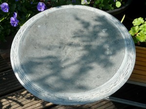 waterbeeld 14b - anröchter kalksteen - diam. 40cm x 6cm dik