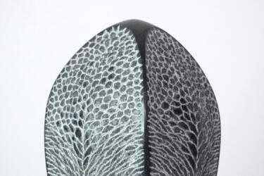 2021, into being, detail, Iers hardsteen, 18x18x20.5 cm